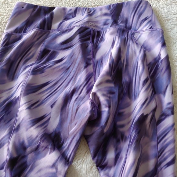 Calia by Carrie Underwood cropped yoga pant leggings in purple swirl size Large - Picture 7 of 10